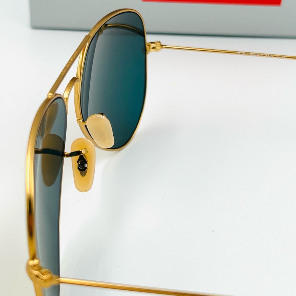 Beautiful Ray-Ban Aviator RB3025 Red Flash Lens Matte Gold 58-135 112/69 - Picture 13 of 17